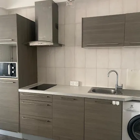 Beau F2 De 50 M2 Spacieux Style Loft Au Calme Avec Wifi *